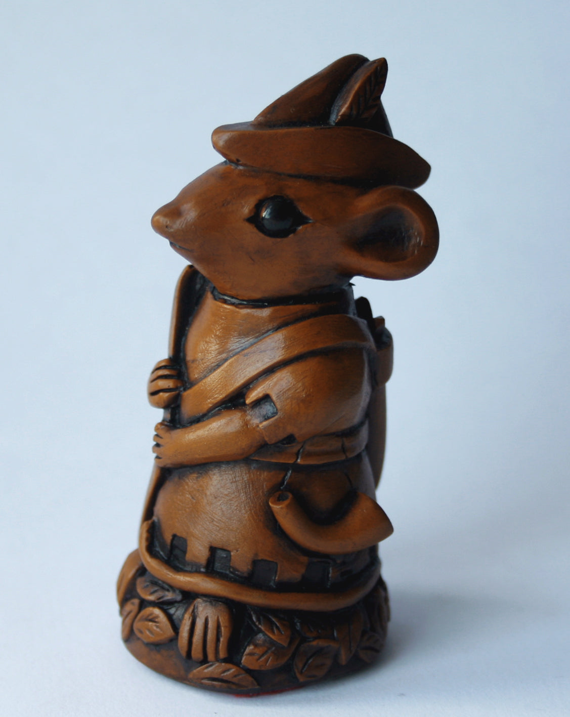 Robin Hood Mouse front left