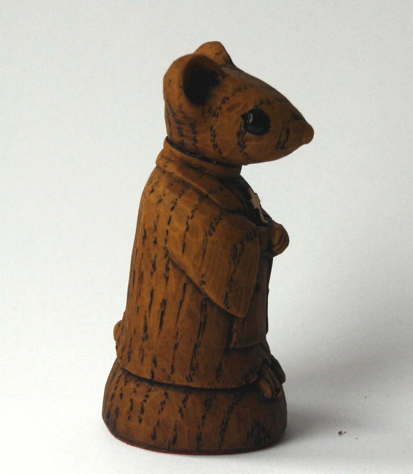 Church Mouse Vicar figurine right
